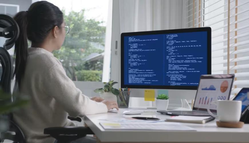 泰兴市企业数字化解决方案:机器学习赋能商业模式升级的核心路径